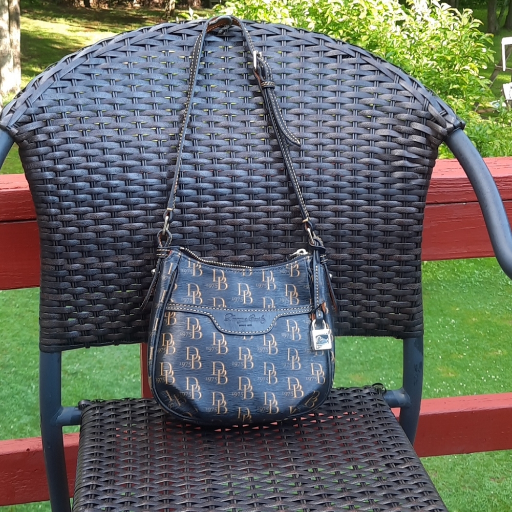 Dooney & Bourke Cross Body